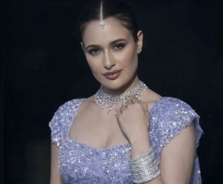 File:Yuvika Chaudhary.jpg